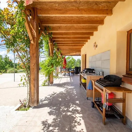 Eco-lodge étoile De Jor Plazac