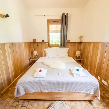 Appartement Eco-lodge Etoile De Jor Plazac